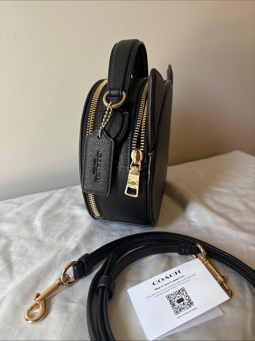 Coach Cat Canteen Crossbody NWOT - Picture 3 of 7